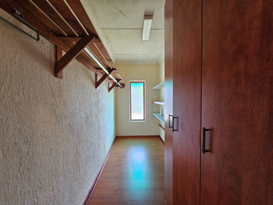 3 Bedroom Property for Sale in Dana Bay Western Cape